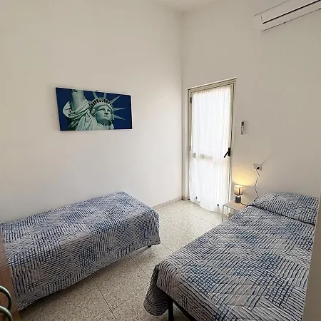 Casa Ginestra - C421 *
